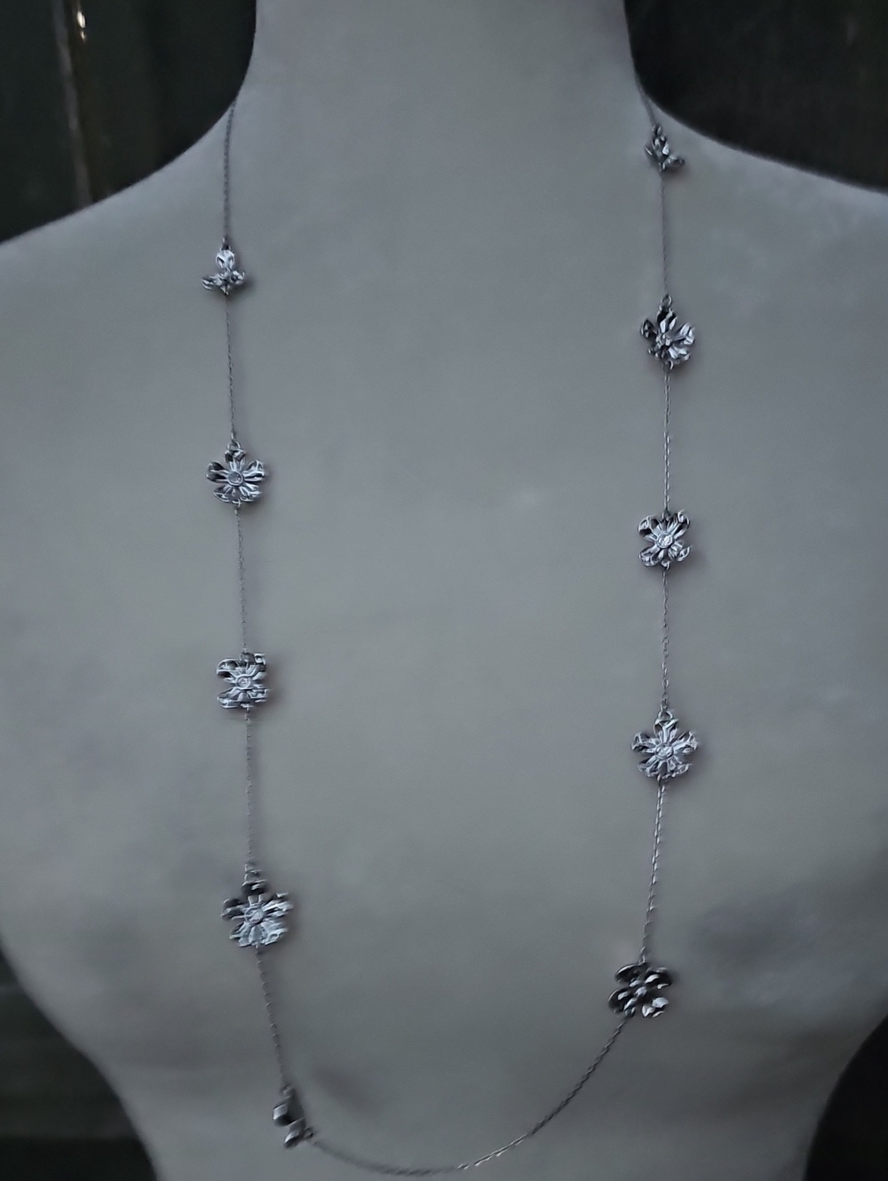 Ann Taylor Factory Silver Floral Station Necklace